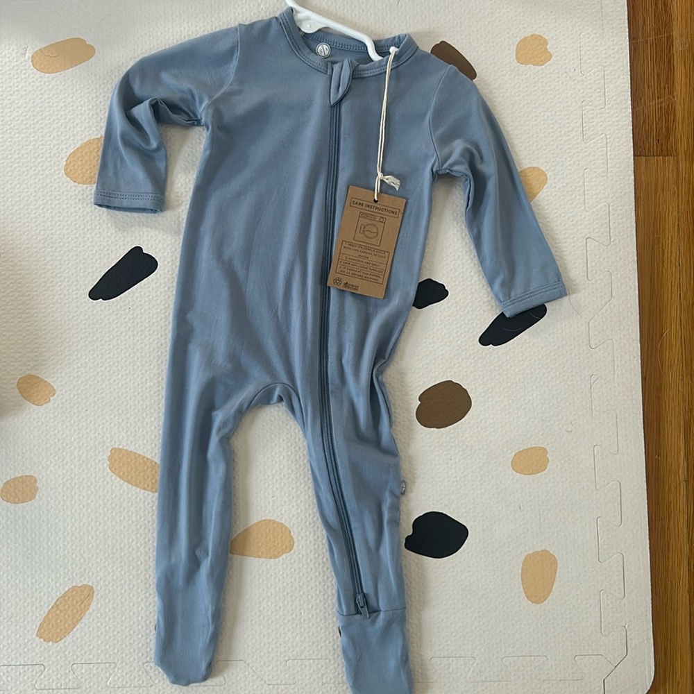 Kyte baby bamboo 2 way zip footy zippy pajamas